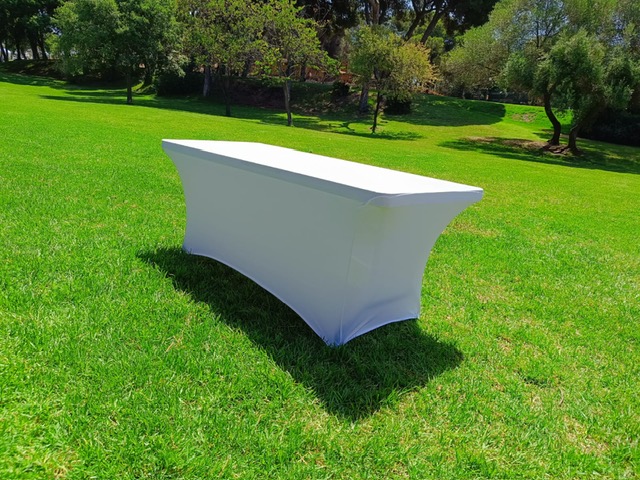 Mantel rectangular ajustable para mesa de evento